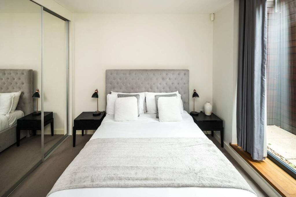 Chic And Spacious Flat Near Bond Street Appartement Londen Buitenkant foto