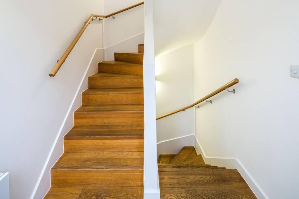 Chic And Spacious Flat Near Bond Street Appartement Londen Buitenkant foto